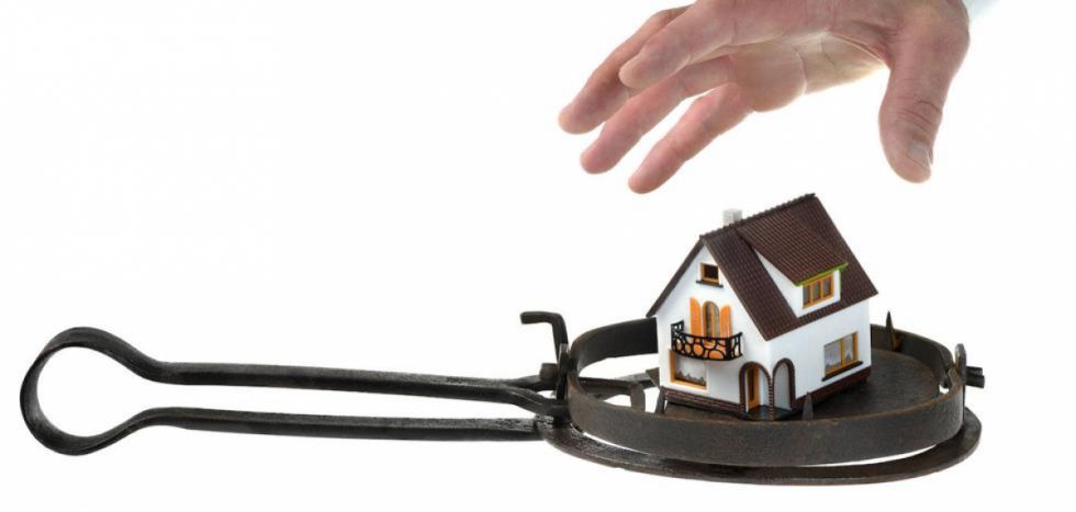 Sentencian a estafadores por vender una casa hipotecada 