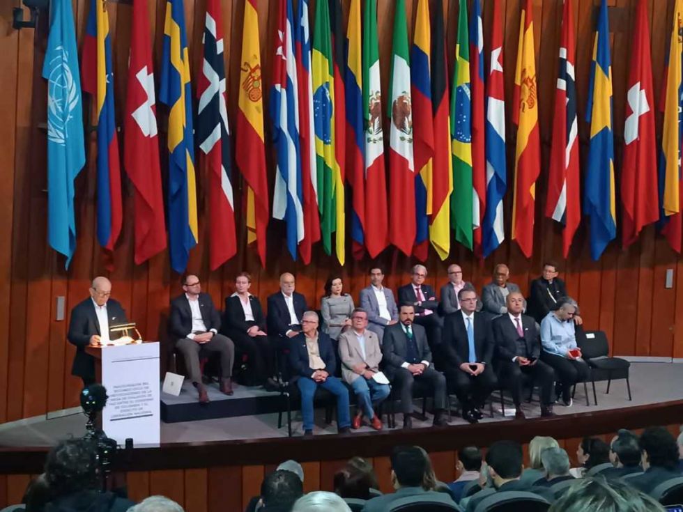 Gobierno de Colombia y el ELN reanudan el diálogo