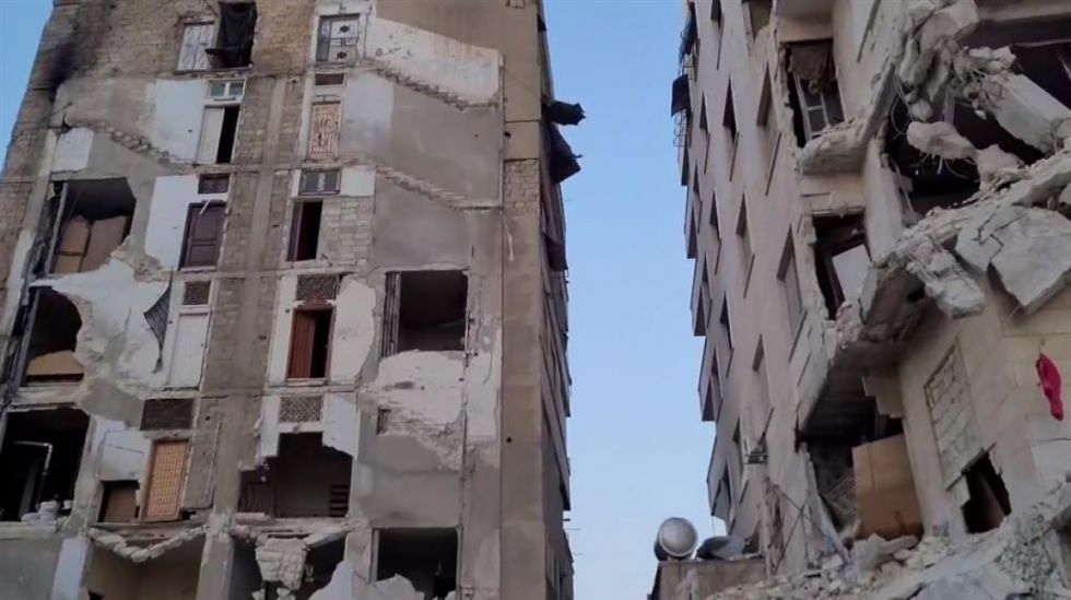 Dos réplicas del terremoto provocan pánico en Siria