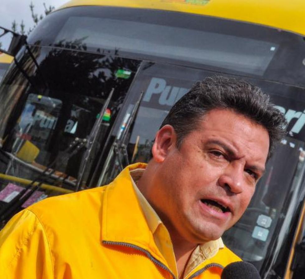 Revilla es declarado en rebeldía y emiten su orden de aprehensión