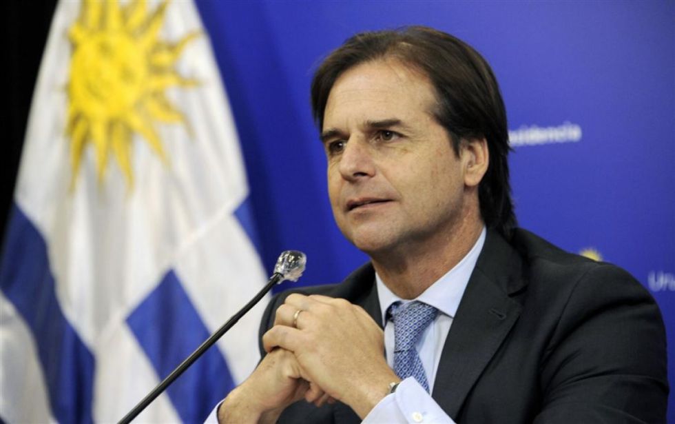 Presidente uruguayo defiende su gestión
