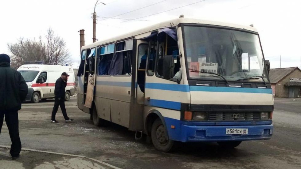 Ataque ucraniano contra una terminal de buses en Lugansk deja 3 muertos 