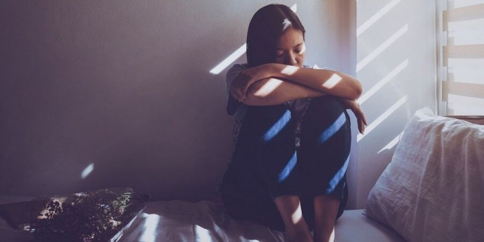 Abusaron de una adolescente que contactaron por Facebook