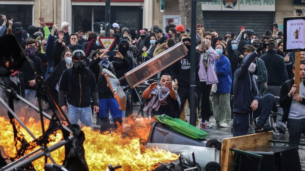 Sondeo: franceses rechazan la reforma de retiro