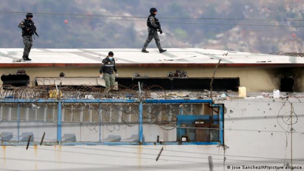 Motín carcelario en Ecuador deja 3 muertos