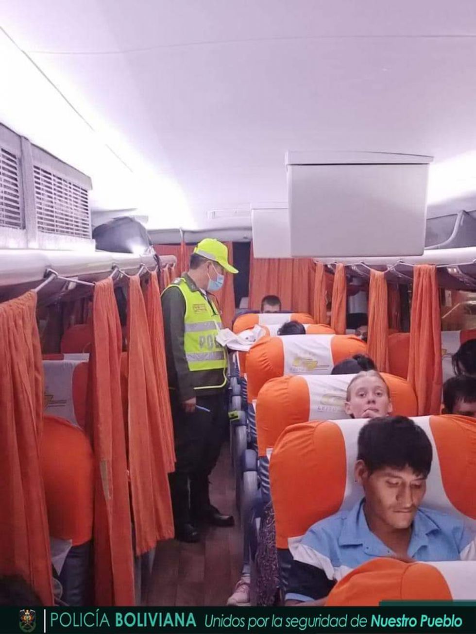 Tránsito realiza controles en terminales de buses