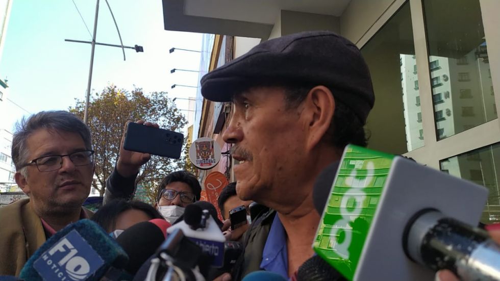 La COB no ve ‘suficiente’ propuesta del incremento salarial y convoca a un ampliado para analizar avances al pliego