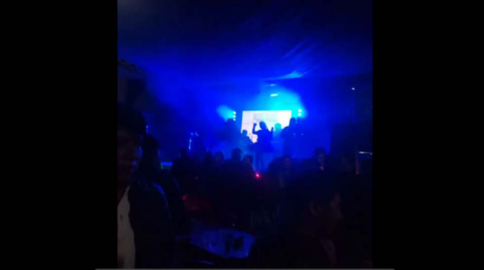Nuevo gobernador de una cárcel inicia su gestión con fiesta en el recinto carcelario