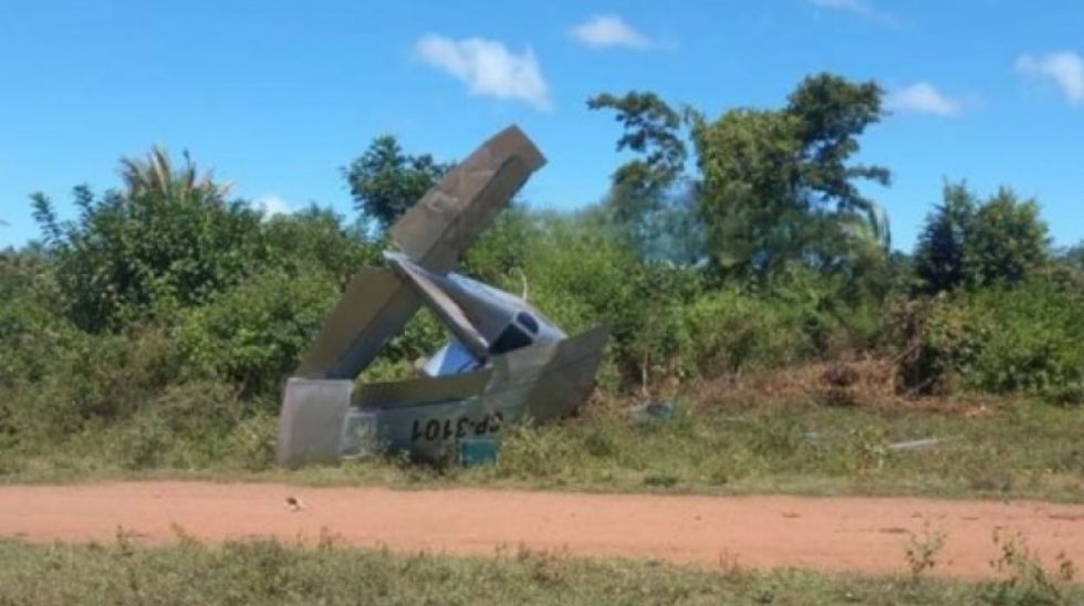 Pobladores reportan el siniestro de una avioneta con droga en San Ignacio de Velasco