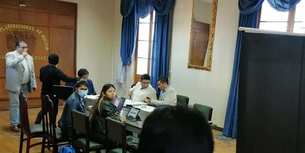 Senado: Comisión aprueba la Ley del Oro