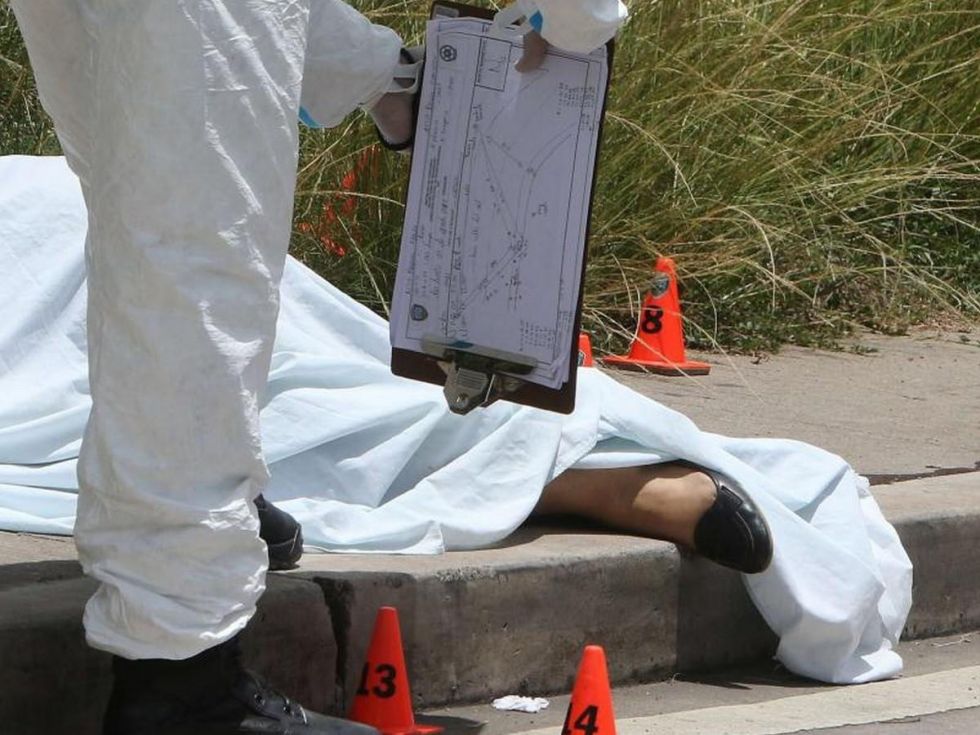 Fiscalía de Oruro investiga el feminicidio de una mujer hallada en vía pública 