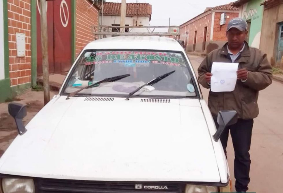 Roban un taxi y lo abandonan para huir, pasó en Entre Ríos 