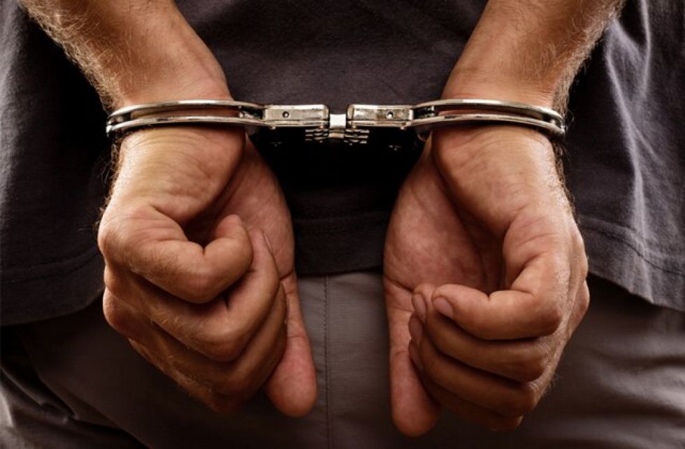 Detienen a fiscal por presunta extorsión relacionada a explotación de oro