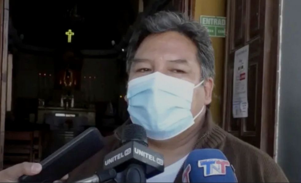Aprehenden al padre Murillo por denuncias de delitos sexuales en Tarija