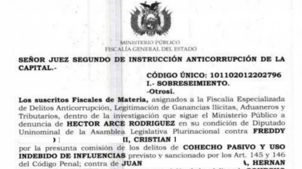 Fiscalía libera de denuncia a implicados en caso ABC y diputado Arce anuncia que impugnará