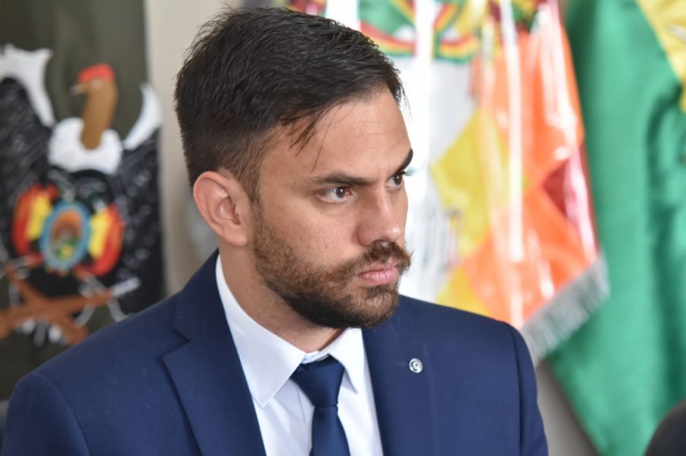 Someten a tres pericias presunta carta póstuma de Carlos Colodro