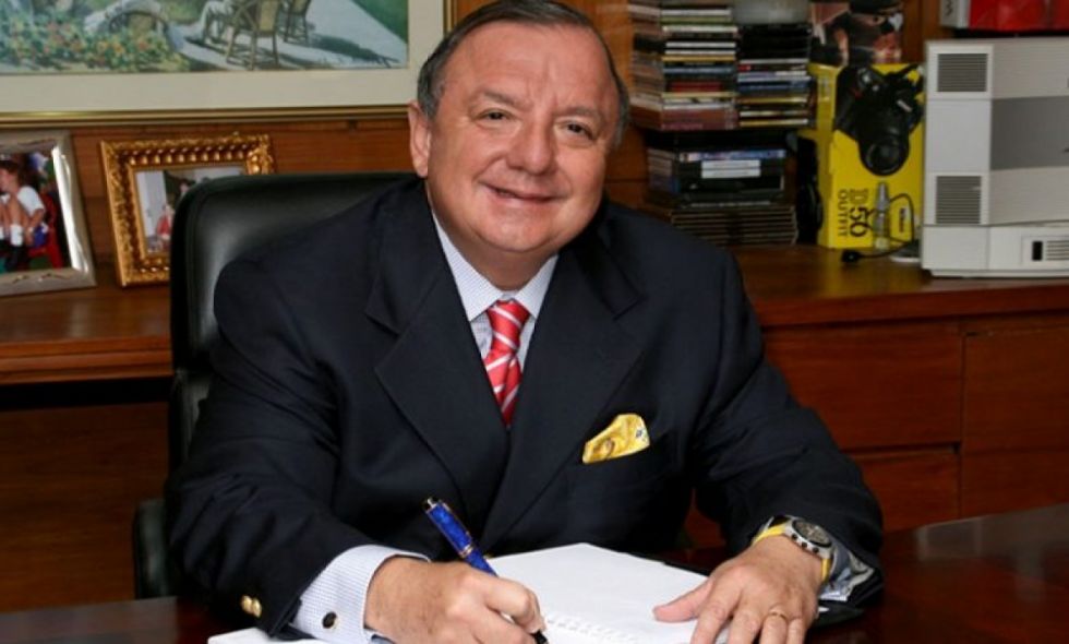 Precandidatos sin afiliación política proliferan en Ecuador