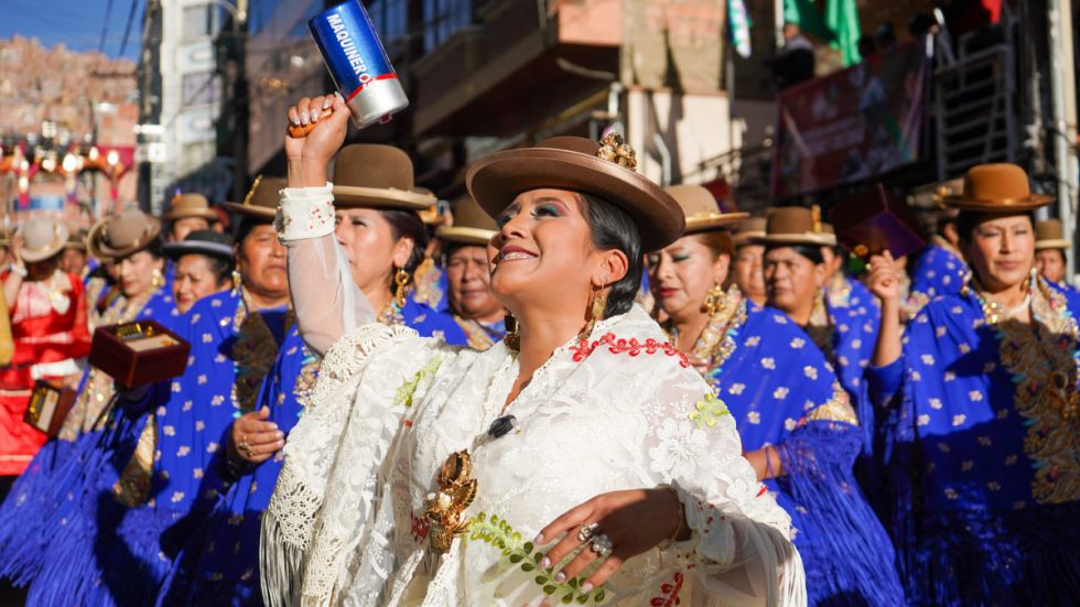 Más de 70.000 danzarines participan del Gran Poder centenario 2023