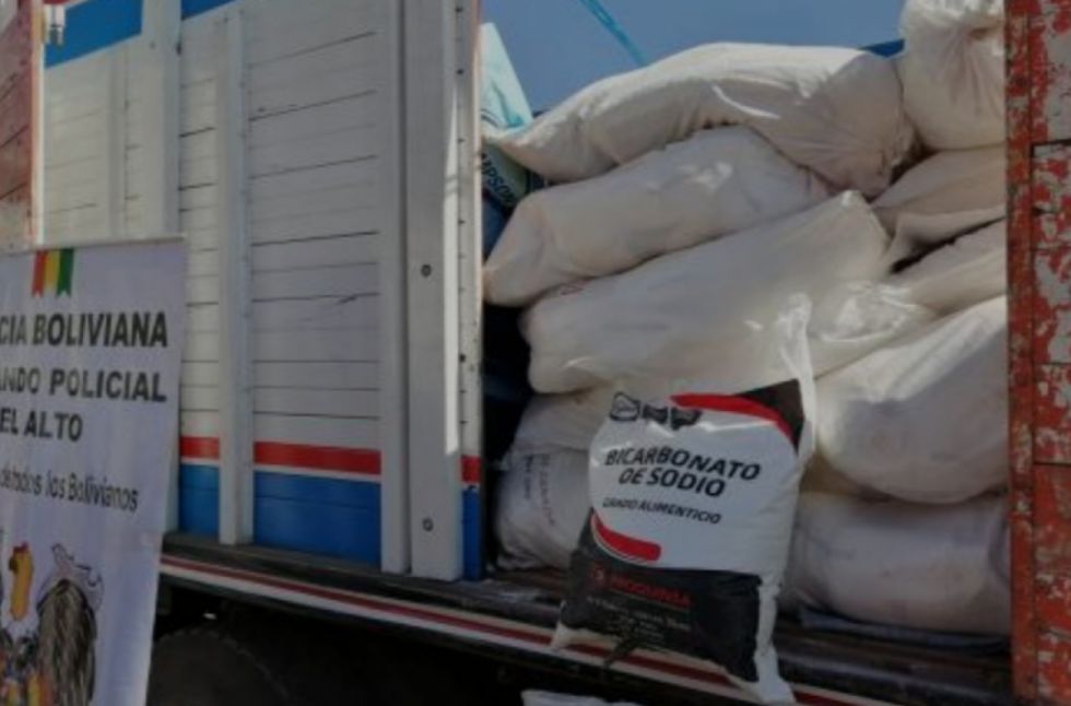 Incautan un camión con 1.250 kilos de bicarbonato de sodio, se sospecha que era para la fabricación de droga
