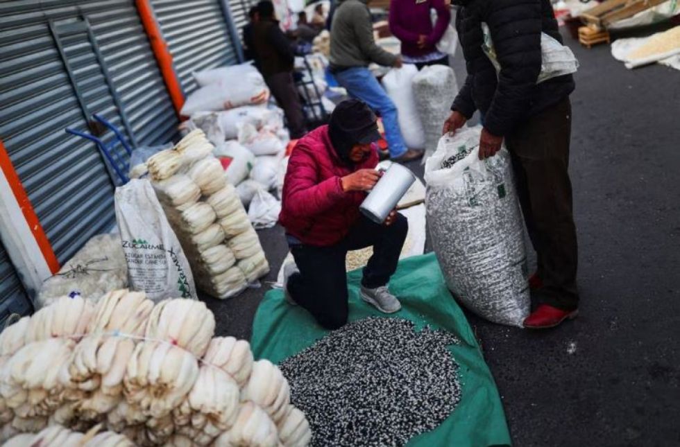 Inflación mexicana alcanza su nivel más bajo en más de dos años, según Sondeo