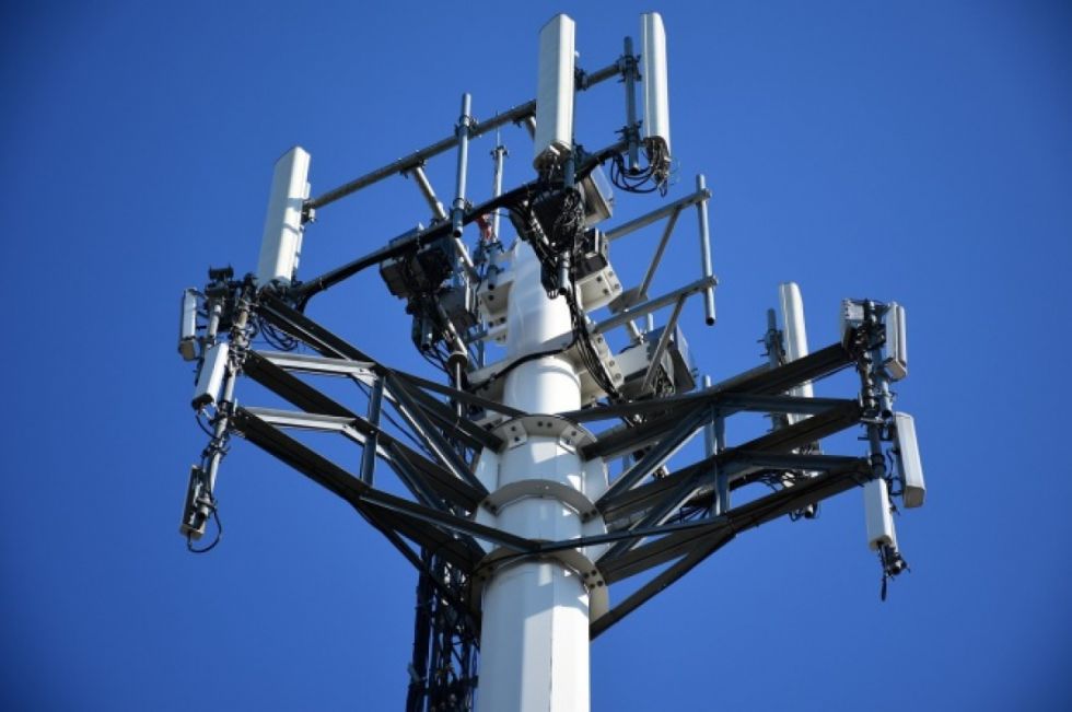 Antenas de telefonía móvil y salud: ¿Qué dice la ciencia sobre sus efectos potenciales?
