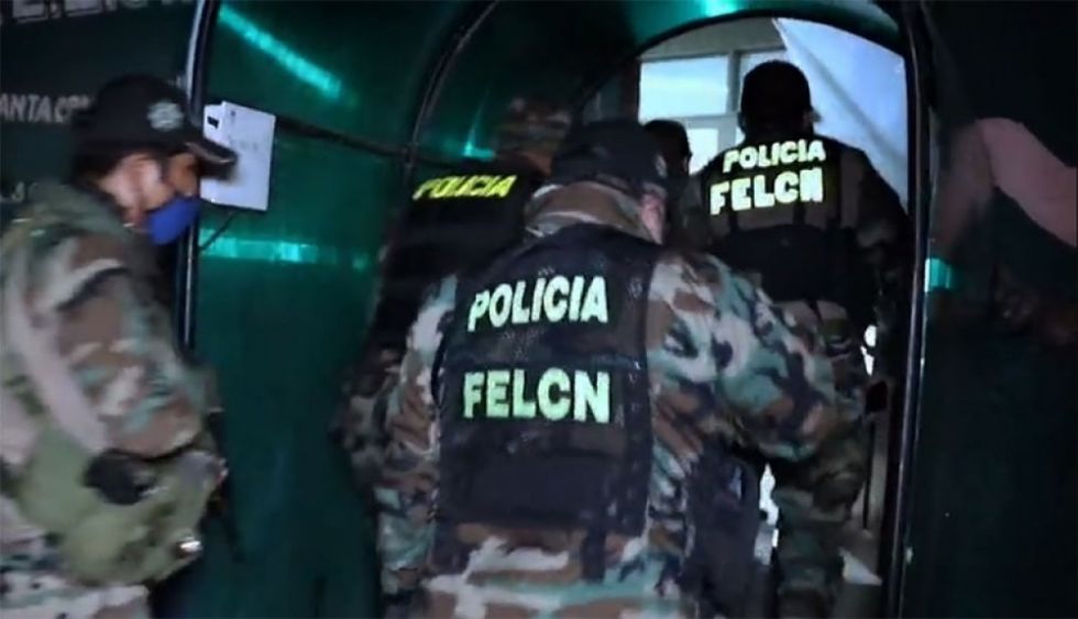 “Narcomandarinas”: Un camión transportaba 152 kilos de marihuana en carga de mandarinas