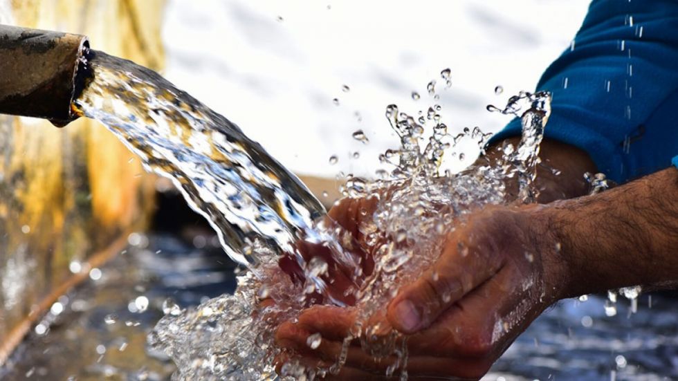 Se agotan reservas de agua dulce de Montevideo