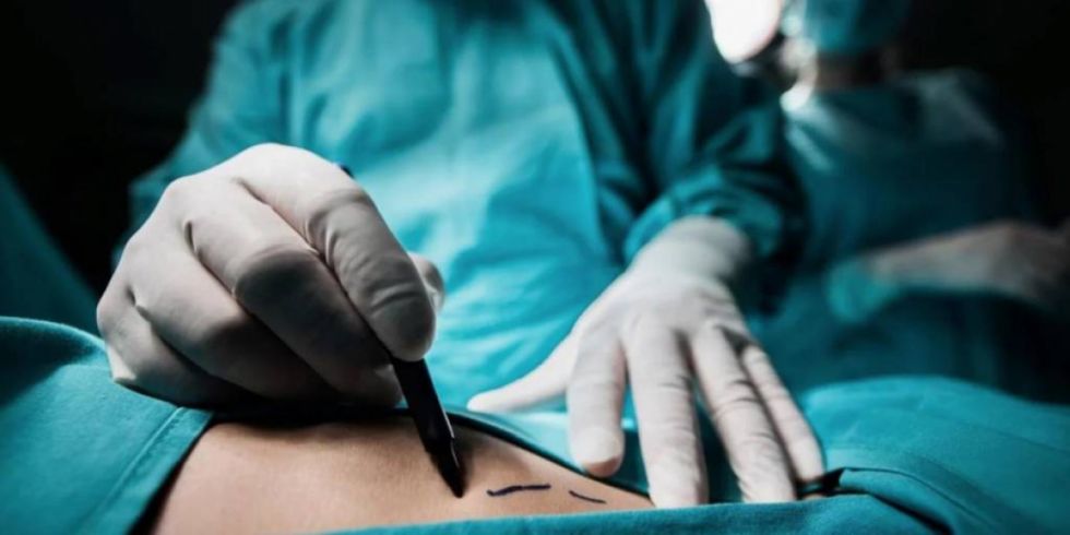 Denuncian mala praxis y estafa en una estética de Tarija