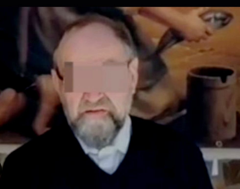 Abuso deshonesto: Dan medidas sustitutivas para el padre Otto Straus 