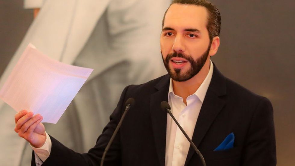 Bukele renunciará al cargo en diciembre