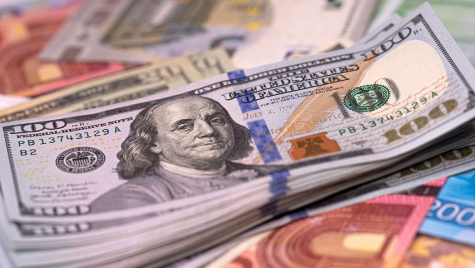Pronostican una devaluación del dólar