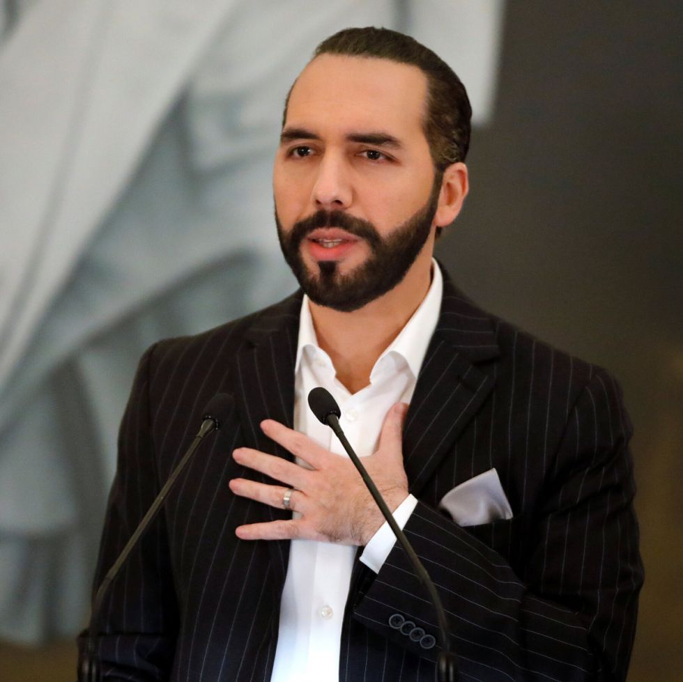 Bukele critica que gobiernos se benefician del crimen