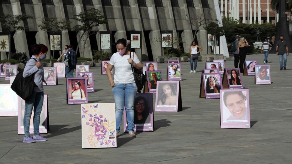 Cifra de feminicidios alerta a Colombia