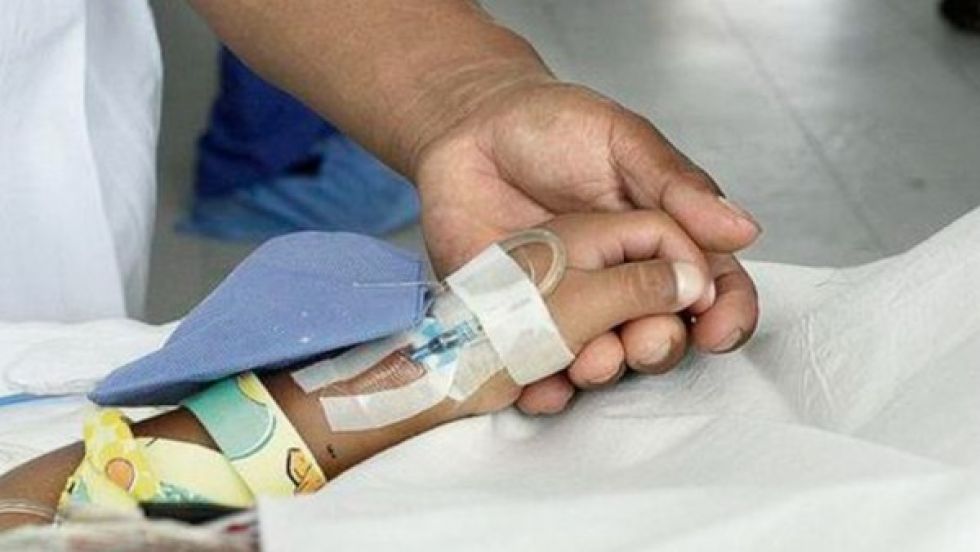 Niña atacada por un can con rabia está en estado crítico, hay otras 12 personas en observación