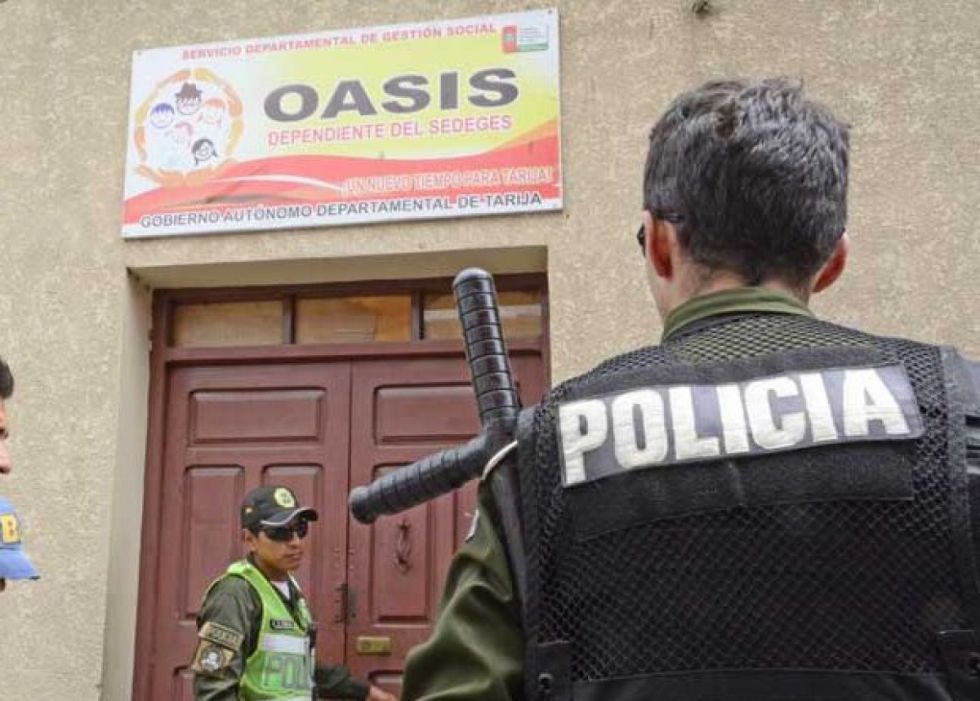 Sentencian a un adolescente por violar a una menor