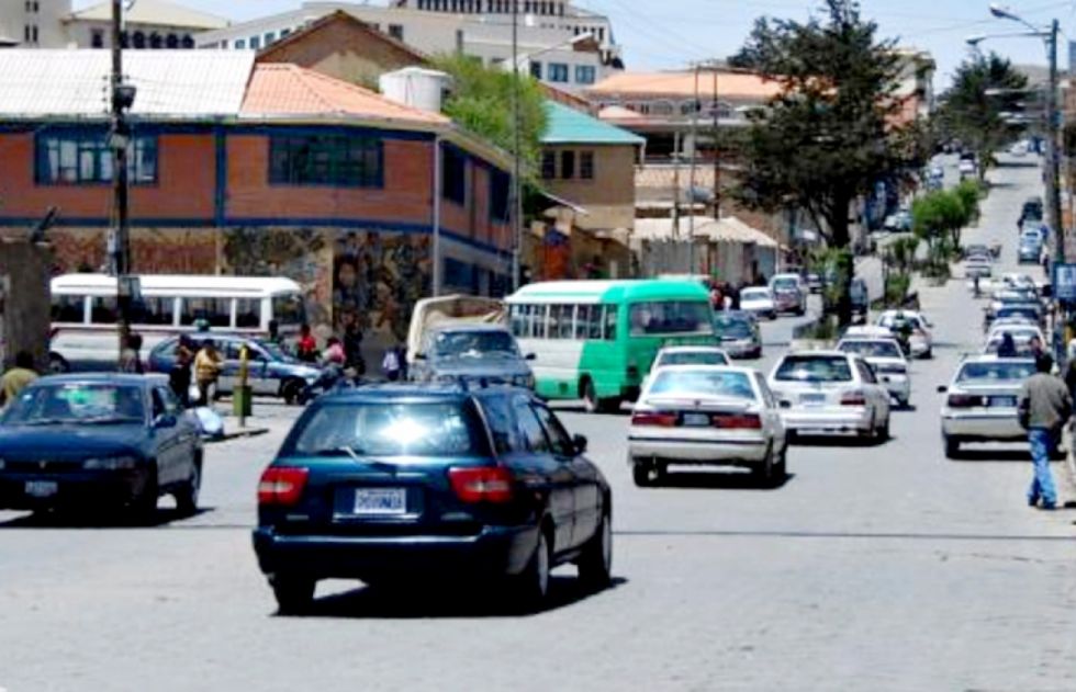 Transporte libre reporta pérdidas porque la escasez del dólar subió en 20 a 30% costo de los repuestos