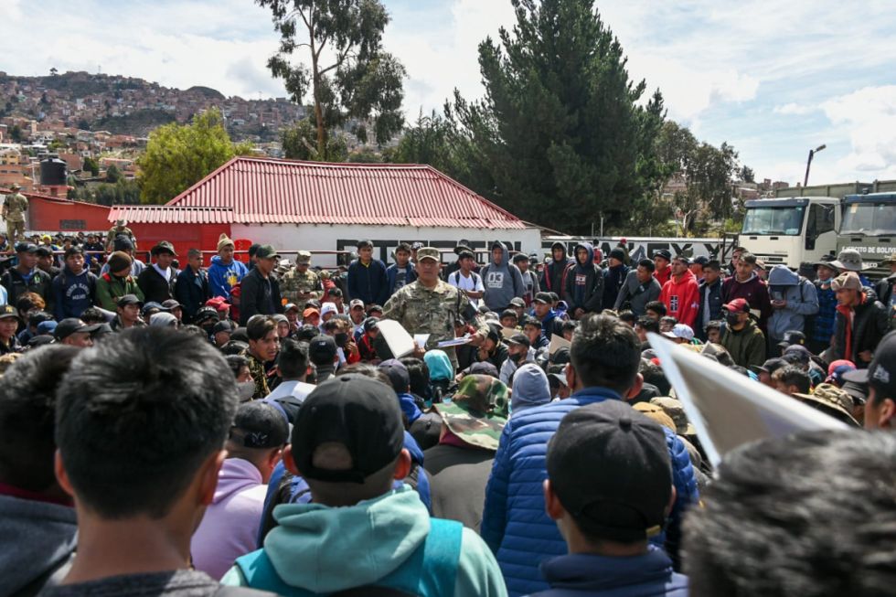 Amplían reclutamiento militar