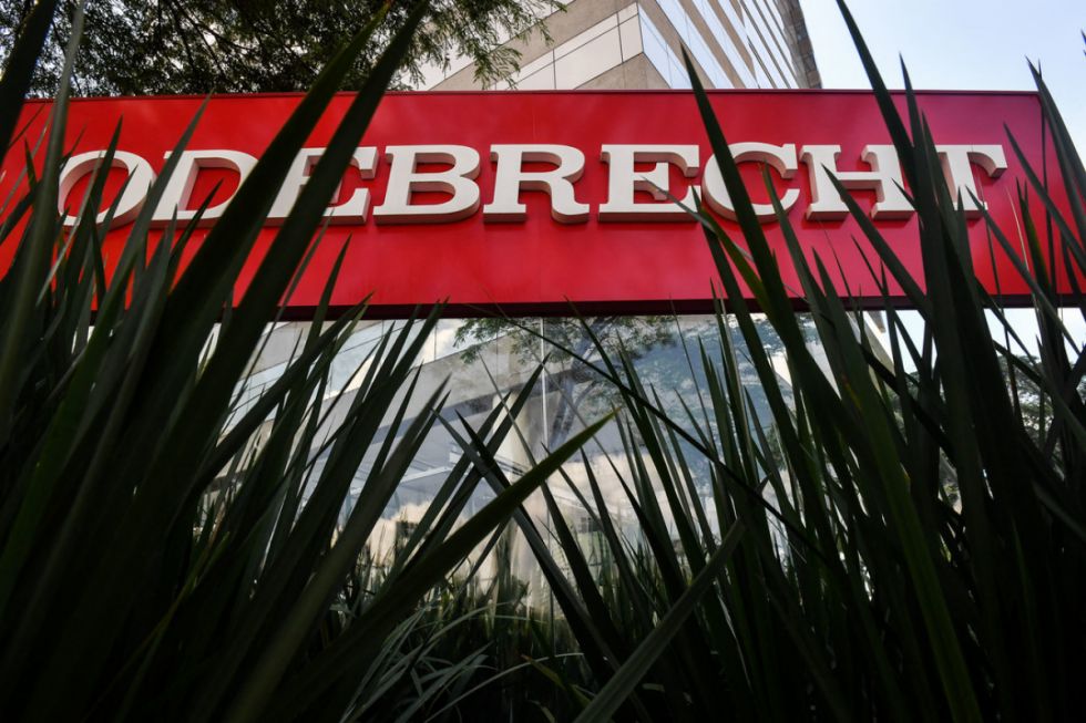 Fiscalía de Colombia señala al expresidente Santos de recibir dinero de Odebrecht para su campaña