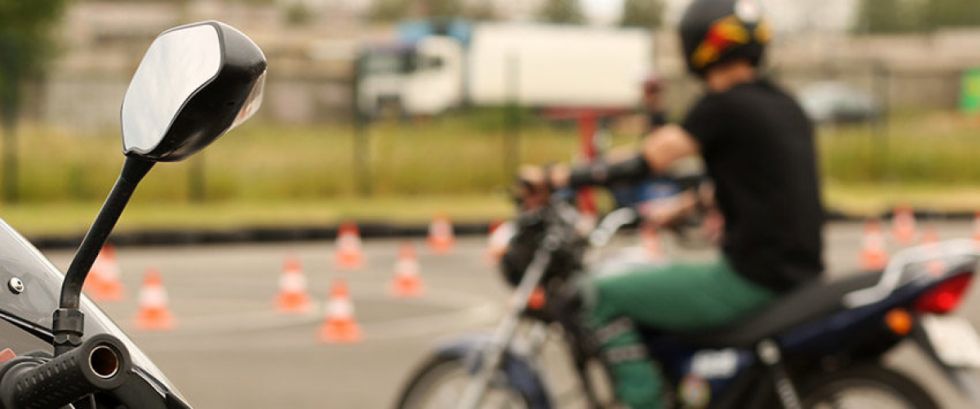 Sujeto robó en una pensión y al huir chocó su motocicleta 