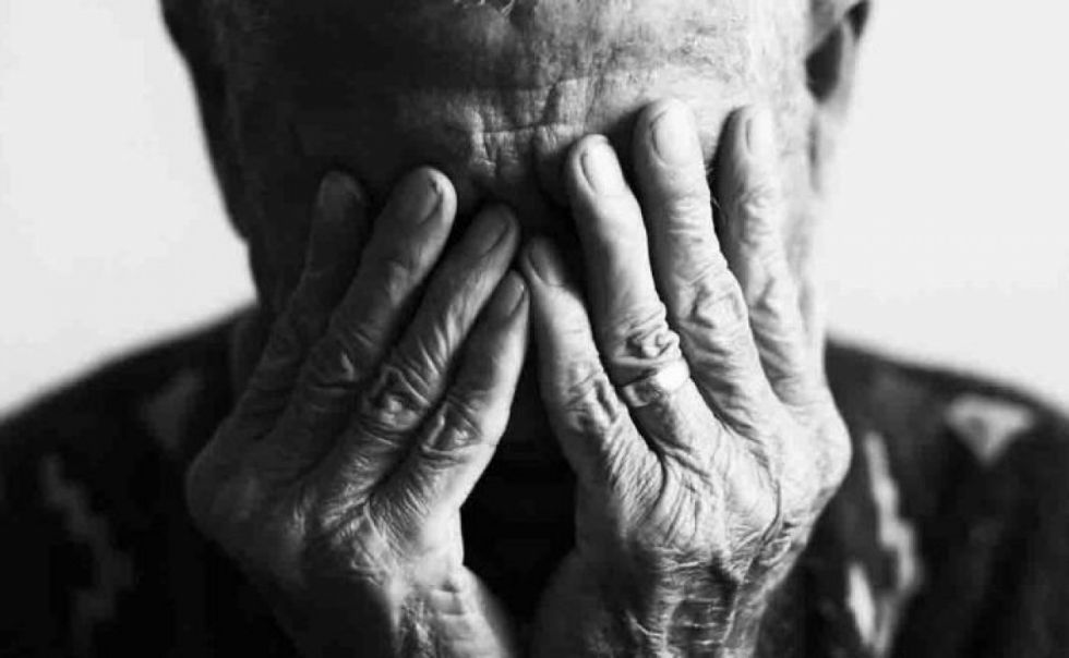 Estudio revela que el 32% de los adultos mayores sufrió maltrato psicológico en el ámbito familiar
