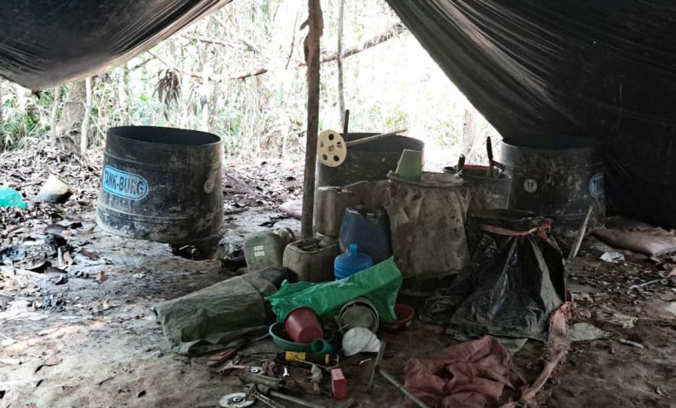 Destruyen siete fábricas de droga en el Chapare y cae un ciudadano extranjero