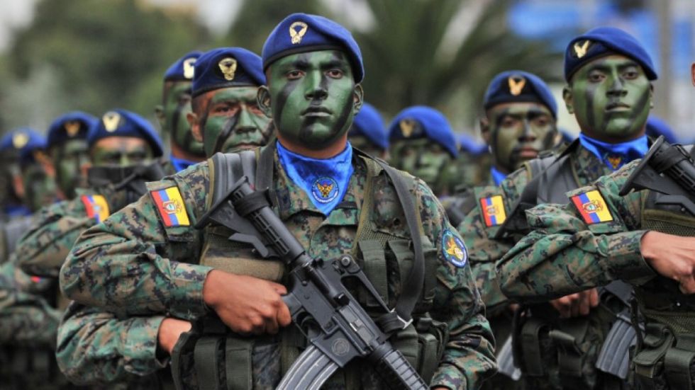 Militares refuerzan controles en provincia de Ecuador