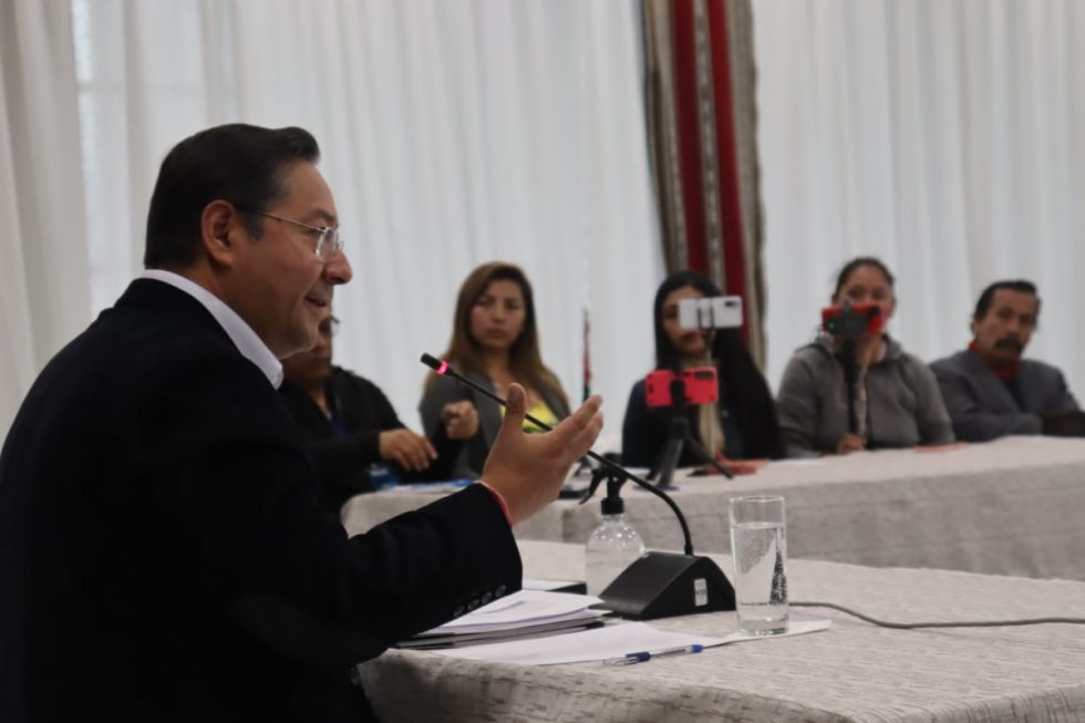 Presidente destaca construcción de infraestructura para garantizar abastecimiento de agua en el país
