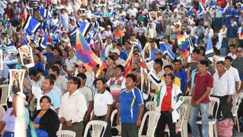 Interculturales “arcistas” plantean una coordinadora para “defender al MAS” y evalúan ir al congreso