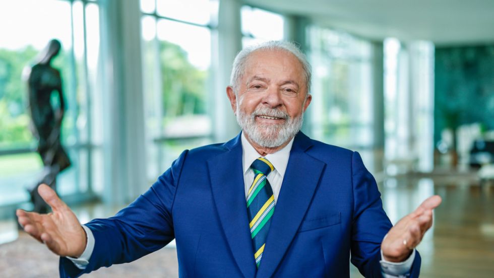 Lula lleva a cabo una reforma ministerial