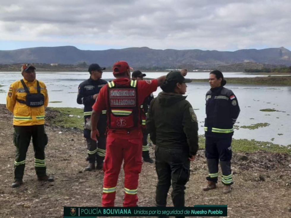 Buscan a persona desaparecida en el Lago San Jacinto de Tarija