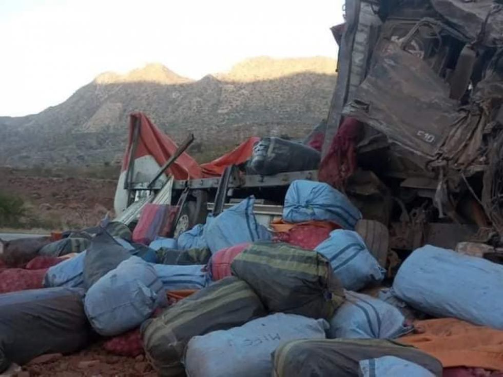Camión pierde el control y colisiona en la ruta Camargo - Tarija