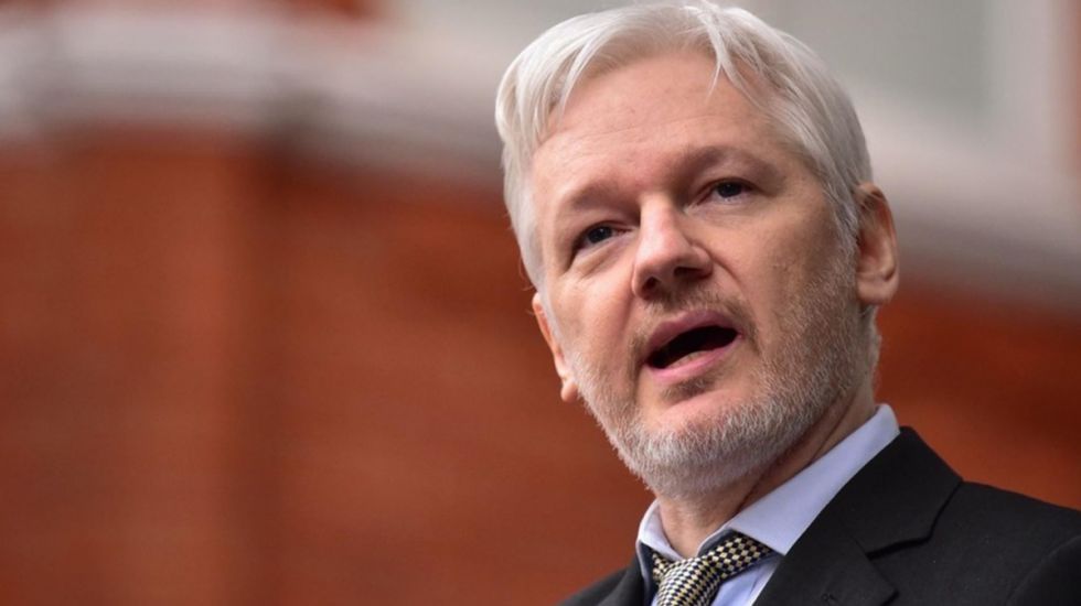 Instan a EEUU a dejar de perseguir a Assange