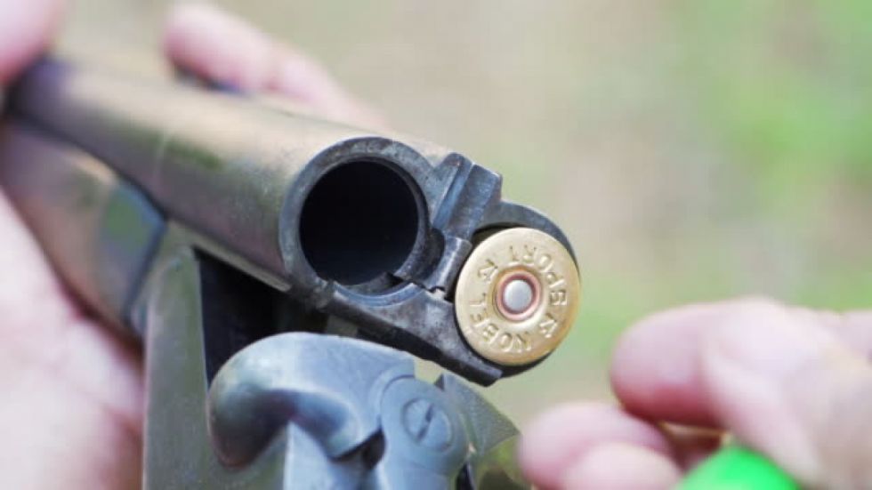 Investigan la muerte de una niña por disparo de un rifle 