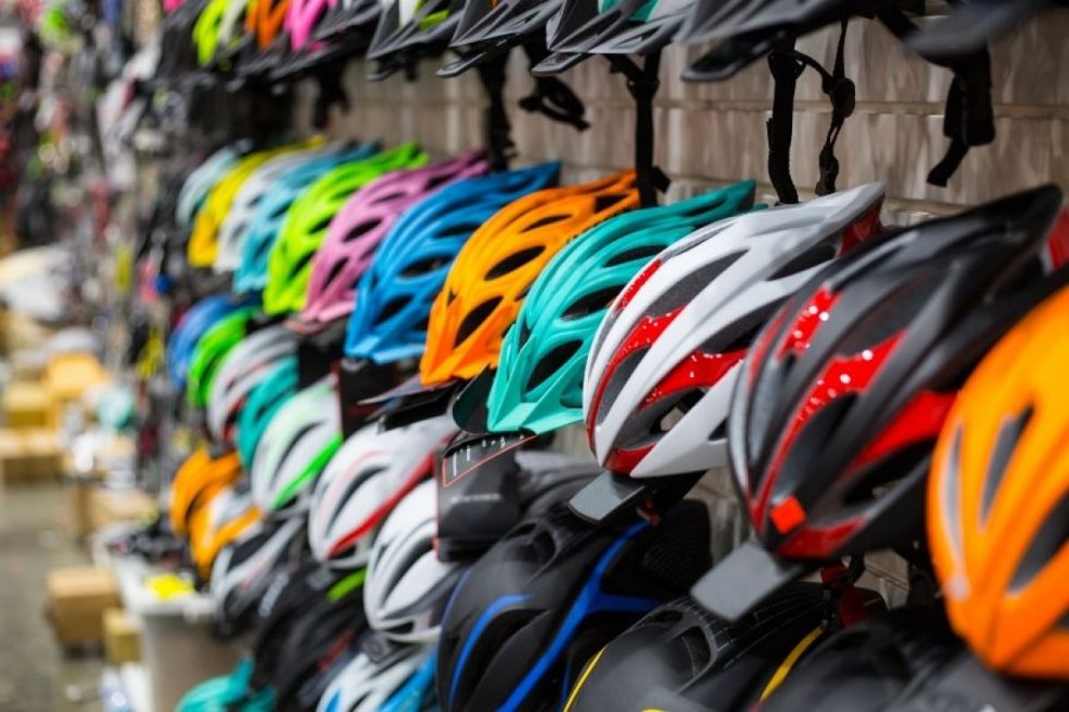 Tarija: Cascos “truchos” eran vendidos a ciclistas 